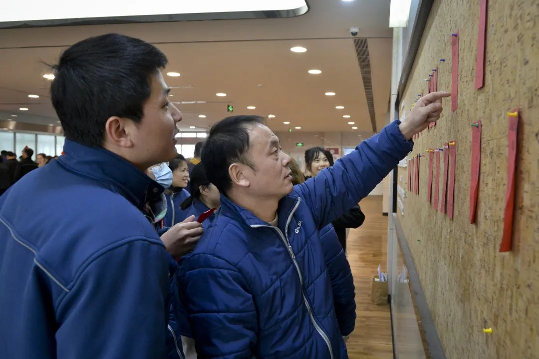 正月十五春先到，巨人家園鬧元宵